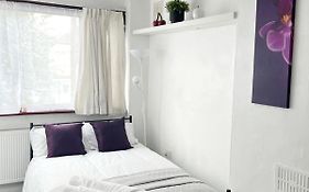 Cosy Room Stay 4